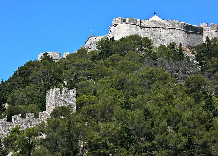 Апартаменти Fora Hvar Хвар