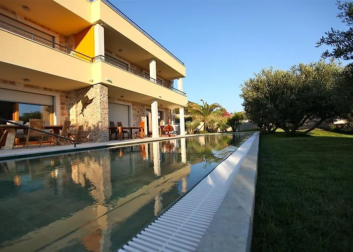 Апартаменти Fora Hvar *