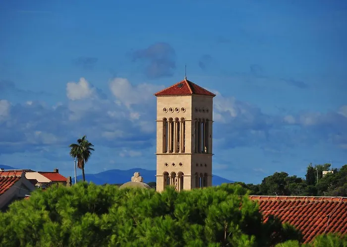 Апартаменти Fora Hvar