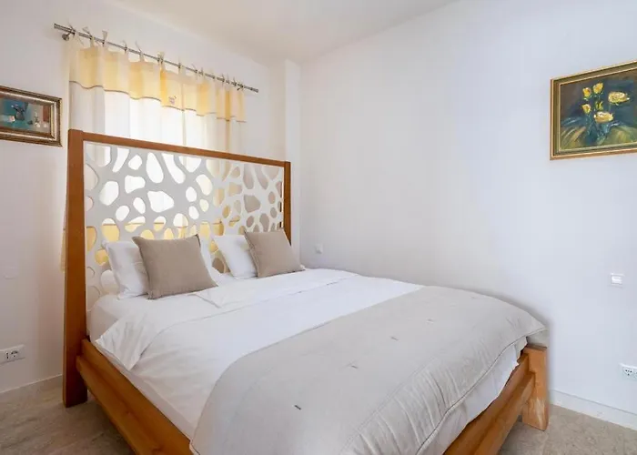 Fora Hvar * Hvar Town